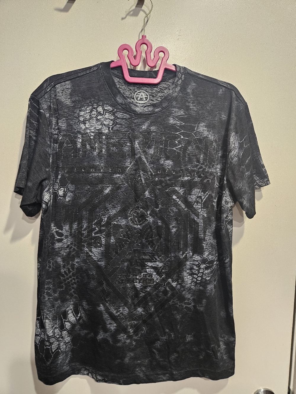 American Fighter Black Short-Sleeve Graphic Tee Medium